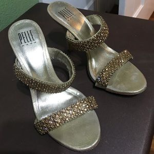 Gold slides from Boston Black